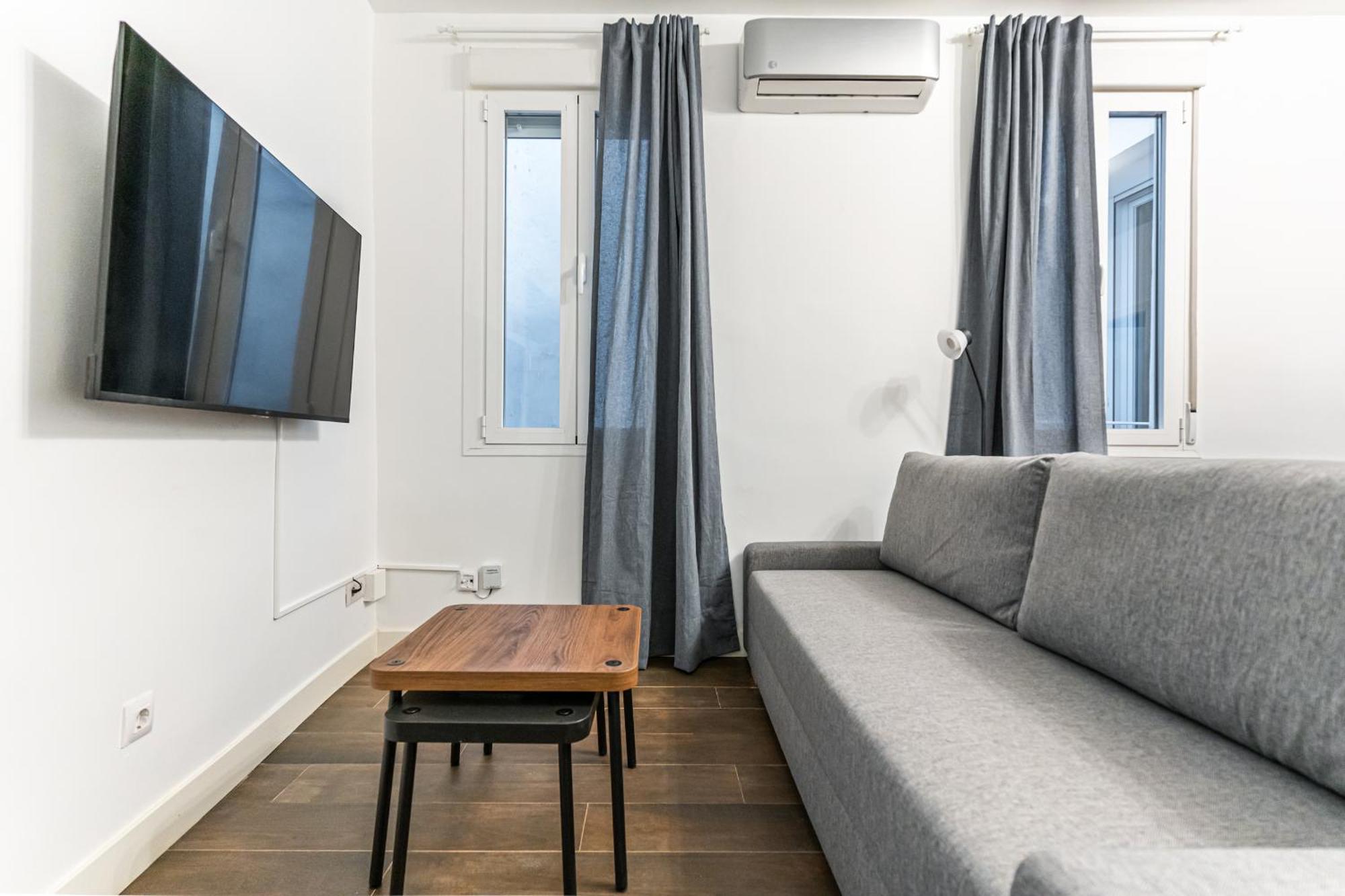 Vr Estudios Apartments Madrid Exterior foto