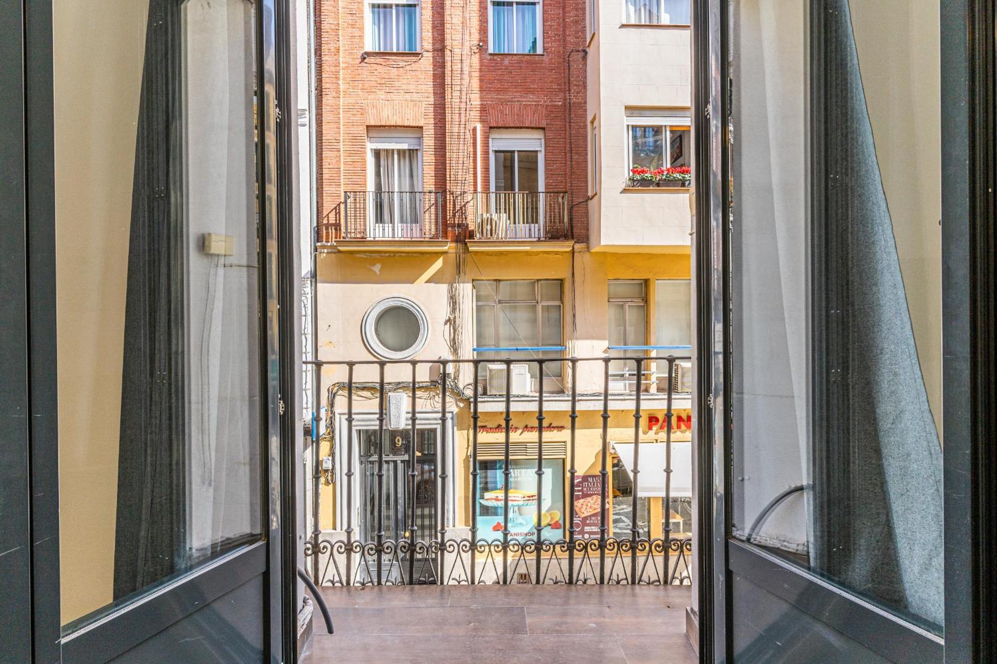 Vr Estudios Apartments Madrid Exterior foto