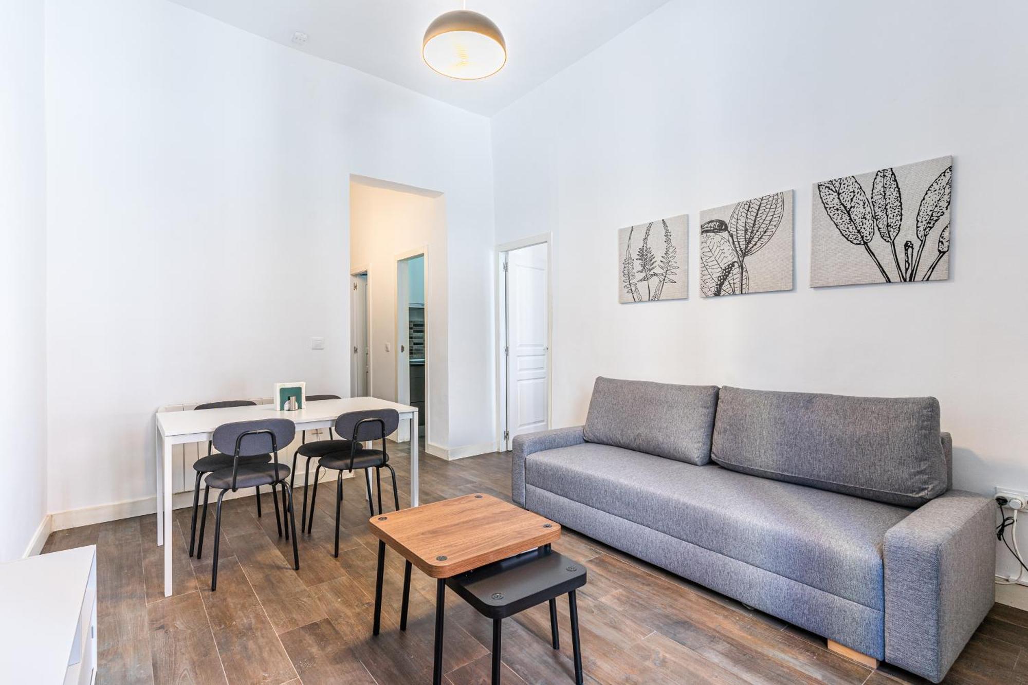 Vr Estudios Apartments Madrid Exterior foto