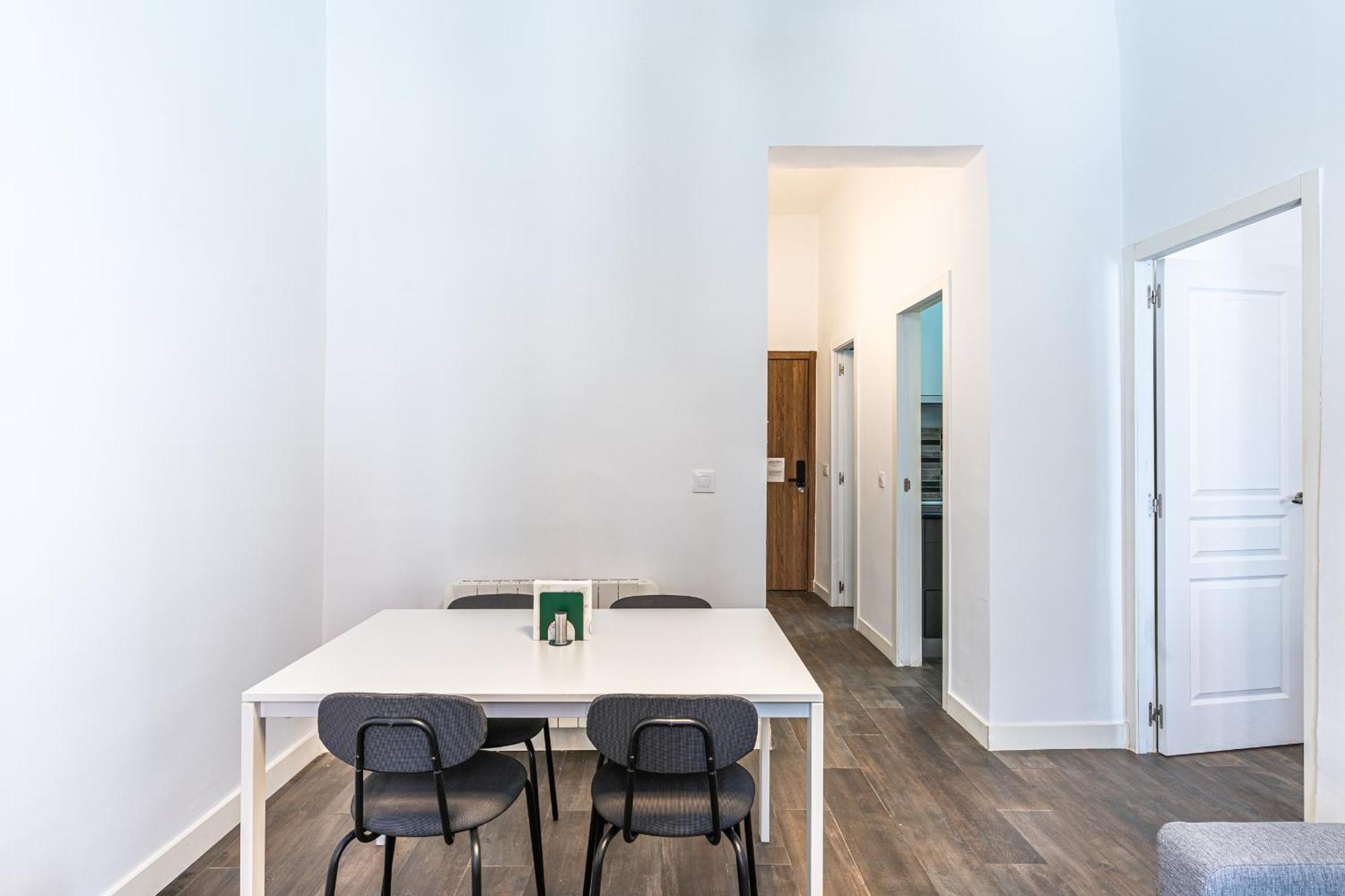 Vr Estudios Apartments Madrid Exterior foto